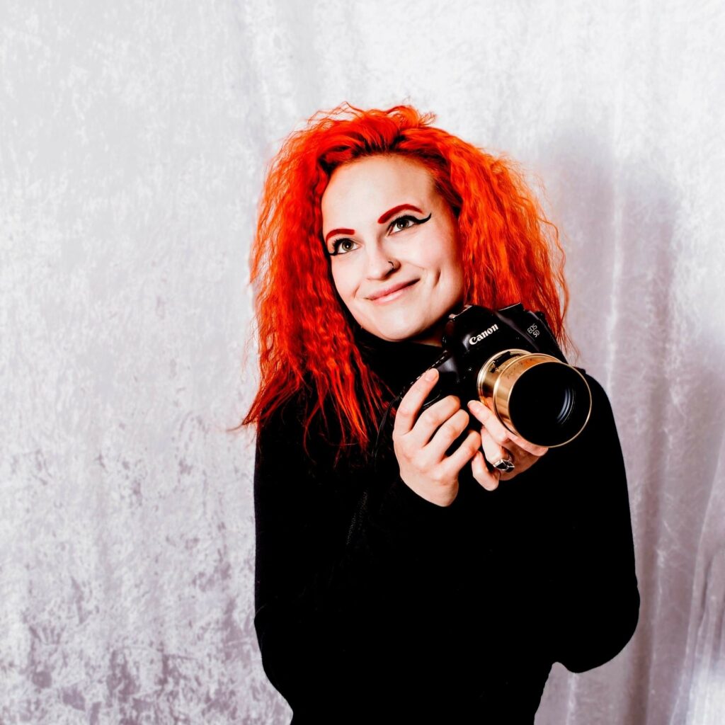 Kelley Curran, teaches Wedding Photography