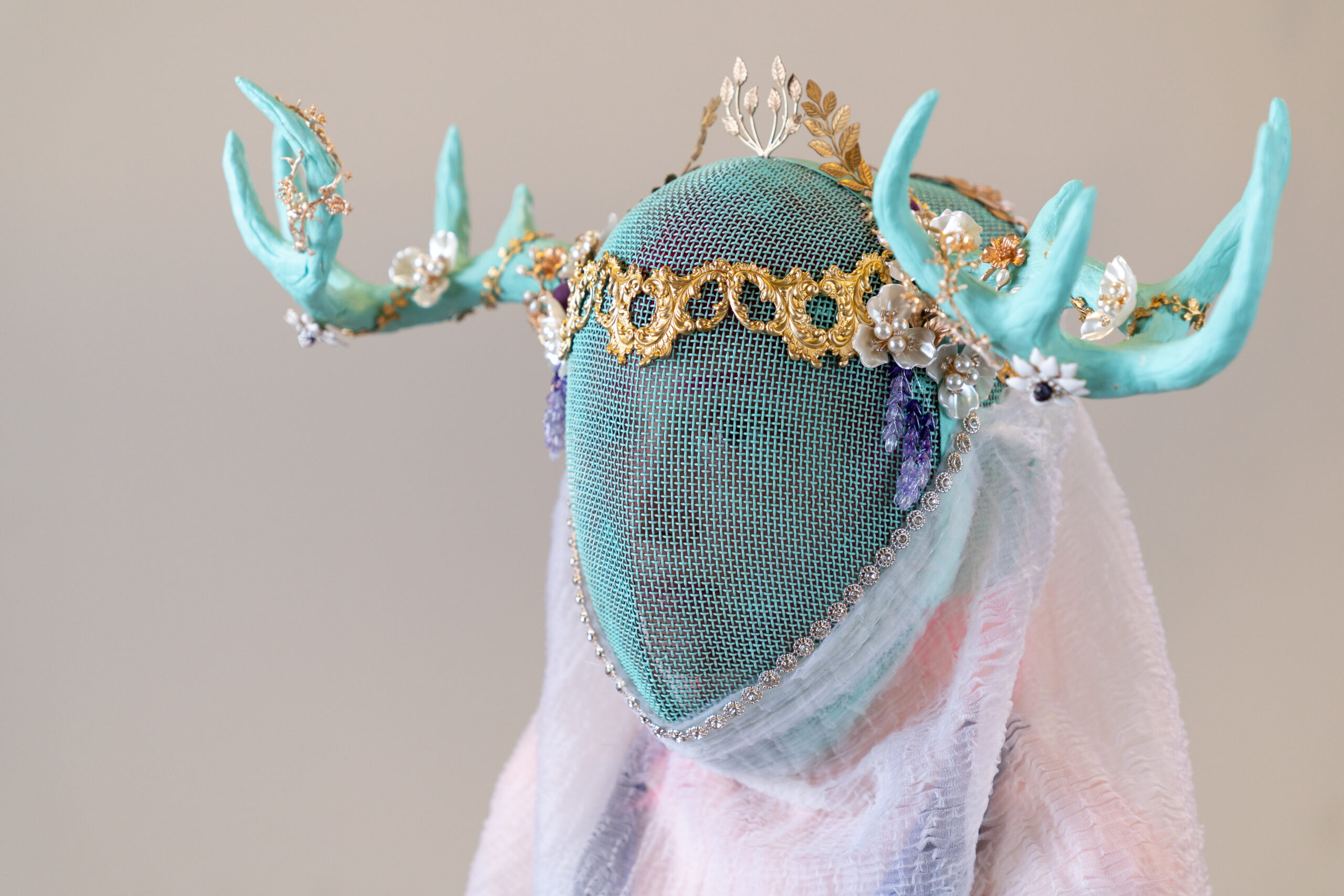 Mark Sloniker &mdash; sculptural mask, puppet head
