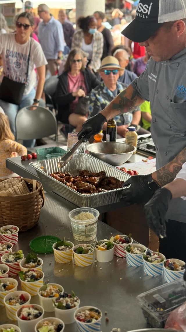 We had an amazing time hosting another cooking demonstration at @nashvillefarmersmarket Strawberry Jubilee last weekend!
🍓 Check out the Summer Strawberry Salad recipe over on our blog (linked in bio!)
🍓 Don’t miss us at the next @nashvillefarmersmarket festival: 2025 Summer Fest on June 14th!
#farmer #strawberry